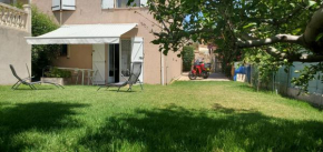Jolie Studio en rez de jardin a L'Estaque Mourepiane